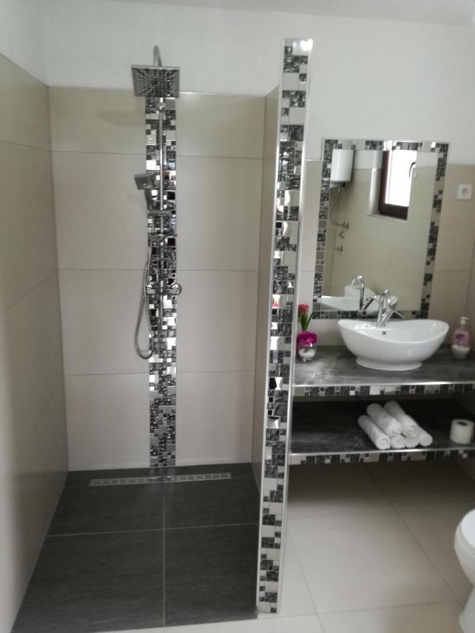 Apartmani Natura Sanski Most Exteriér fotografie